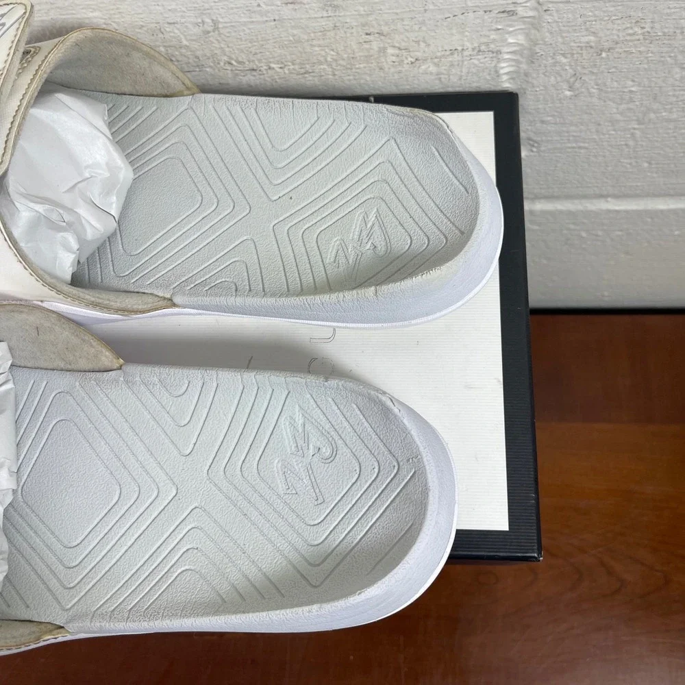 Nike heading offering